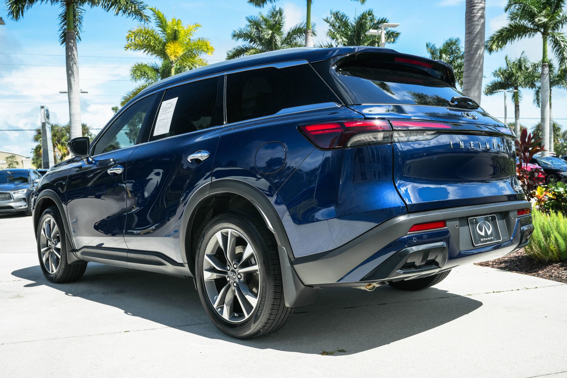 Used 2025 INFINITI QX60 Luxe w/ Vision Package image 21