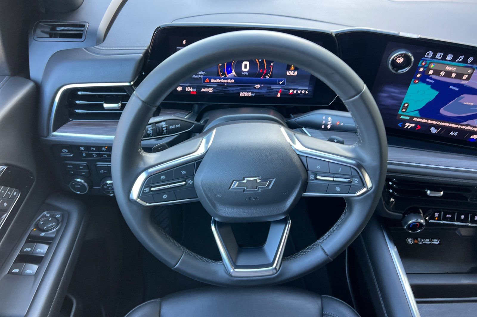 Used 2025 Chevrolet Suburban Z71 AWD/4WD image 14