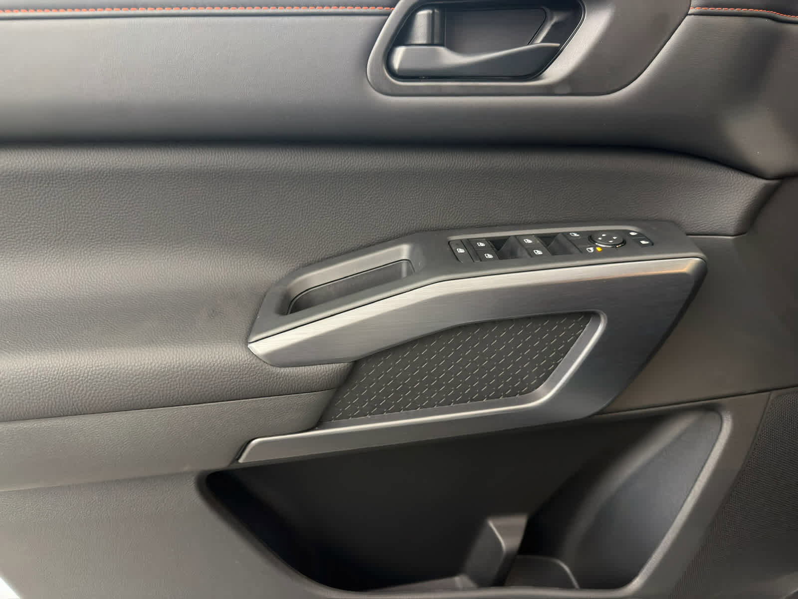 New 2026 Nissan Pathfinder Rock Creek image 23