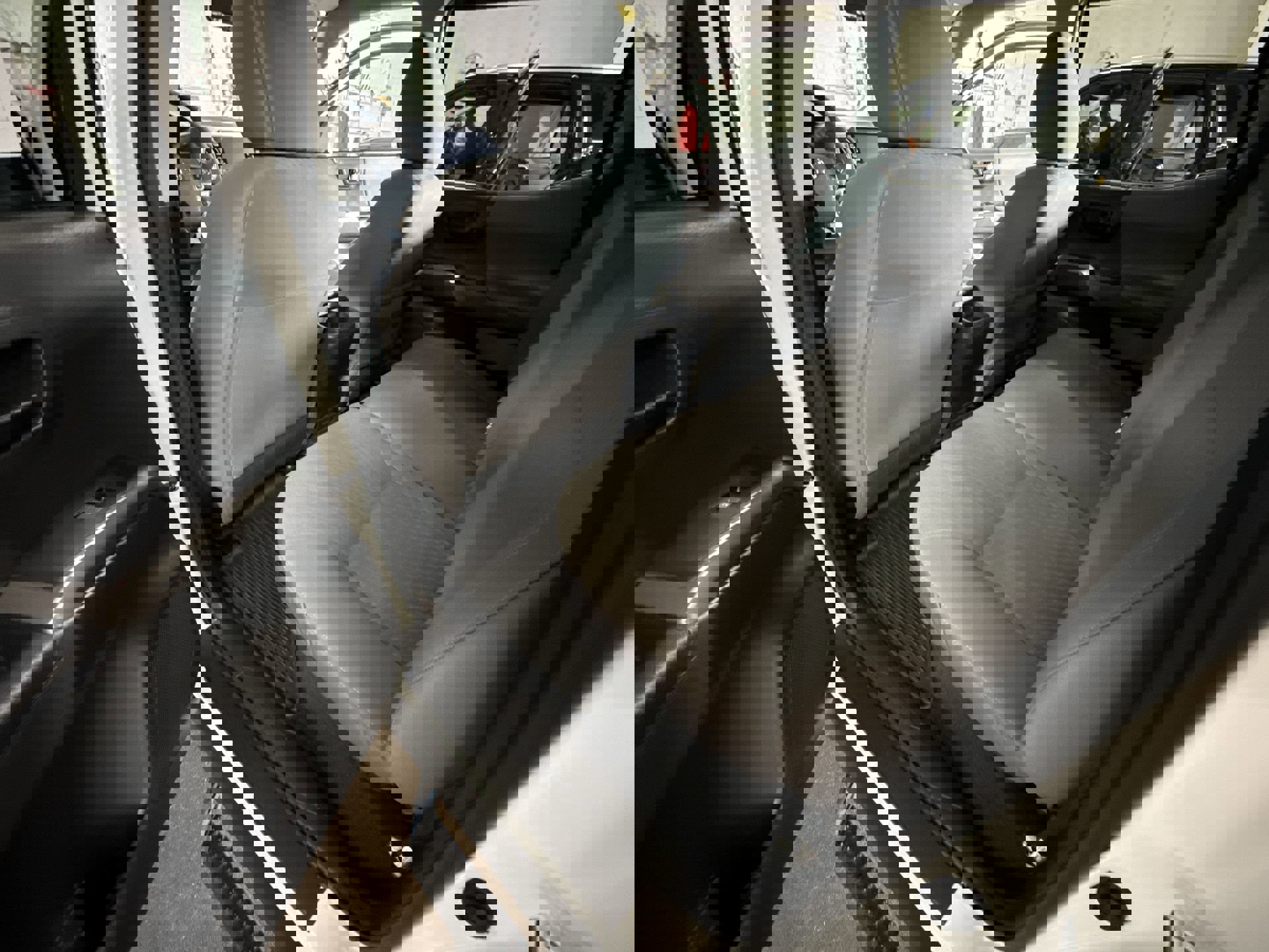 Used 2023 Toyota Tacoma SR image 22