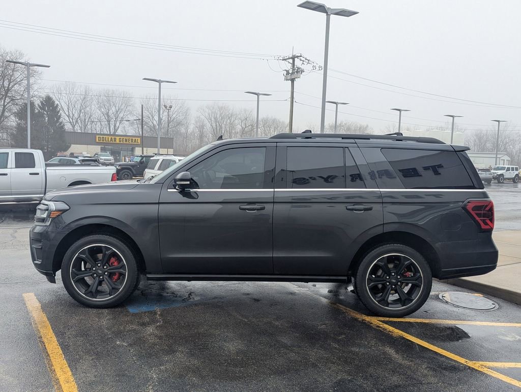 Used 2023 Ford Expedition Limited image 6