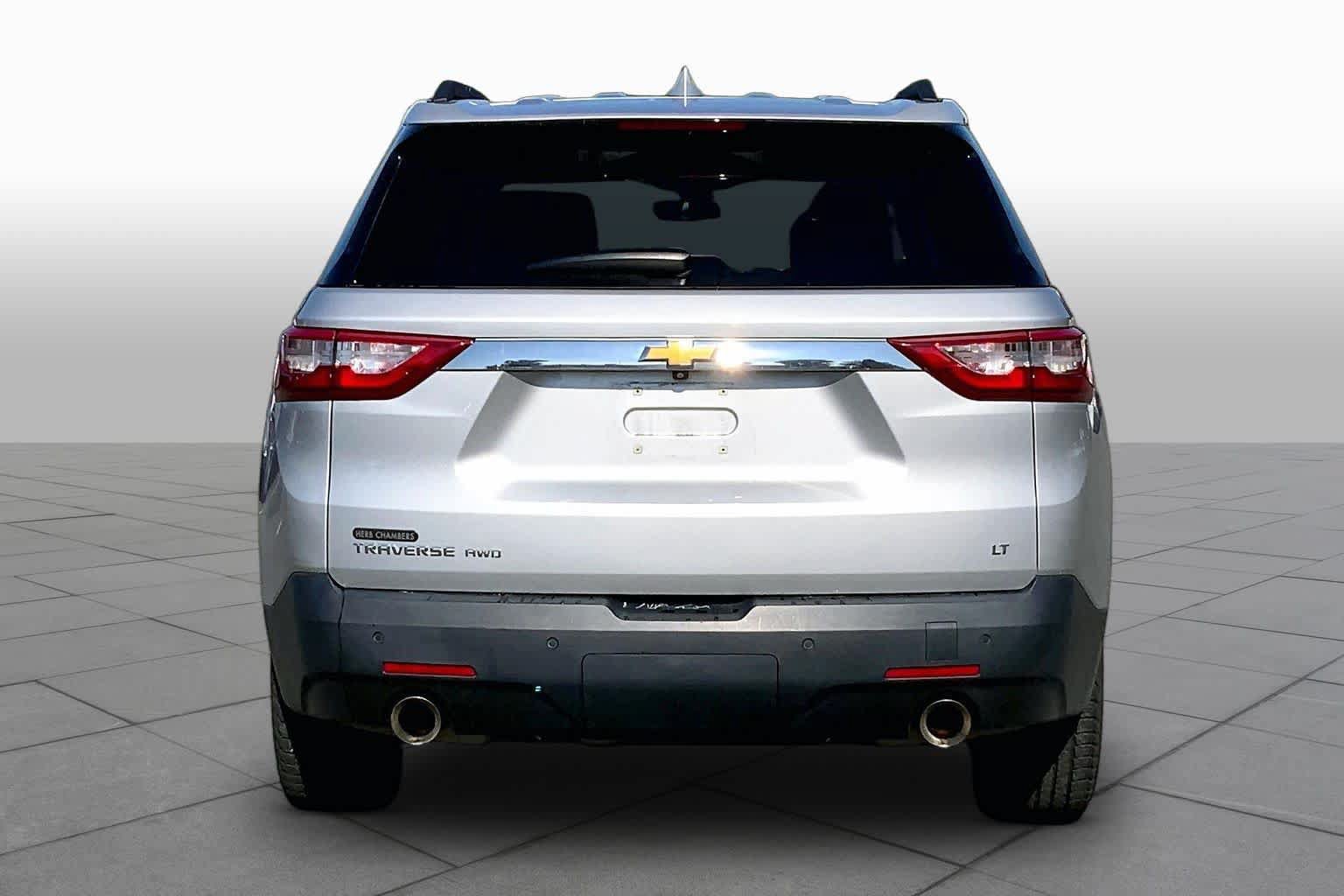 Used 2021 Chevrolet Traverse LT AWD/4WD image 5