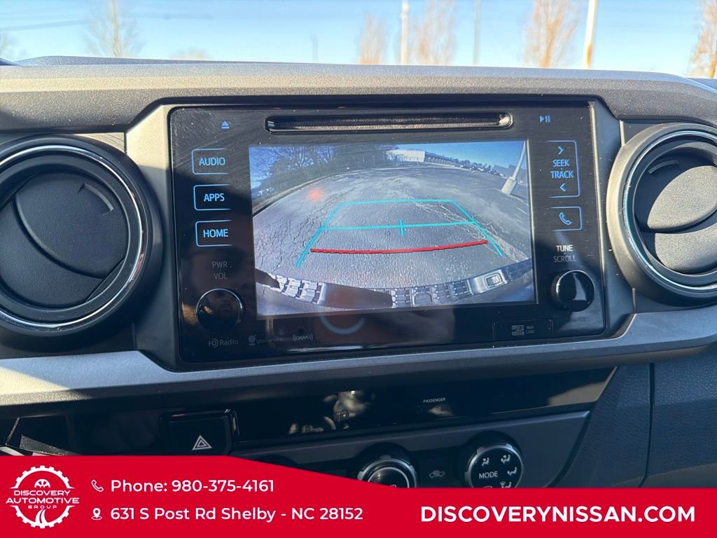 Used 2016 Toyota Tacoma TRD Sport image 19