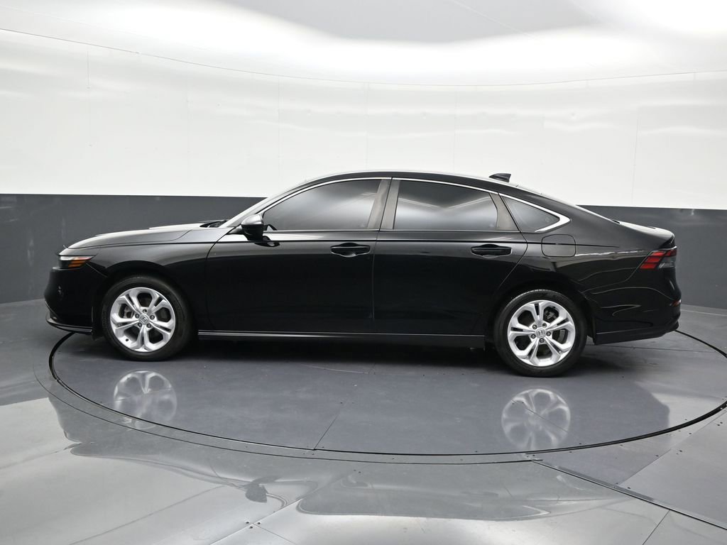 Used 2023 Honda Accord LX image 2
