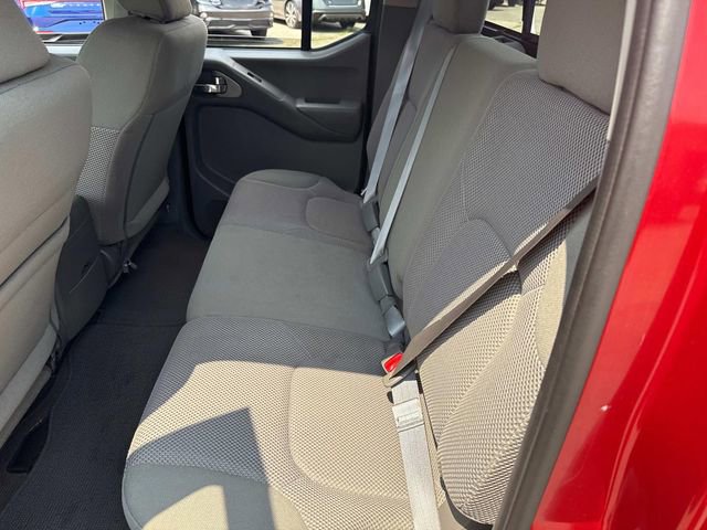 Used 2019 Nissan Frontier SV image 15