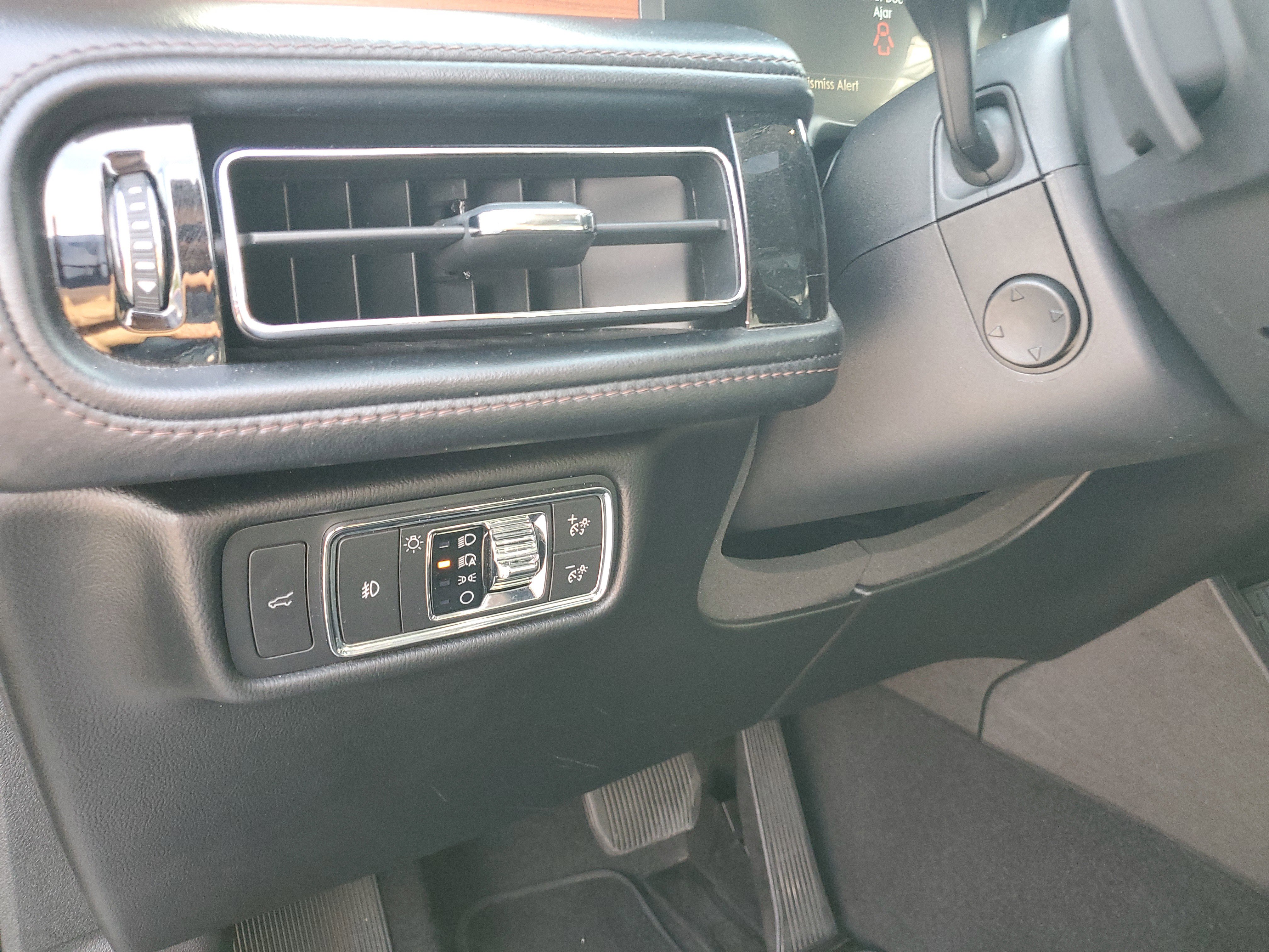 Certified 2020 Lincoln Aviator Reserve w/ Equipment Group 201A image 19