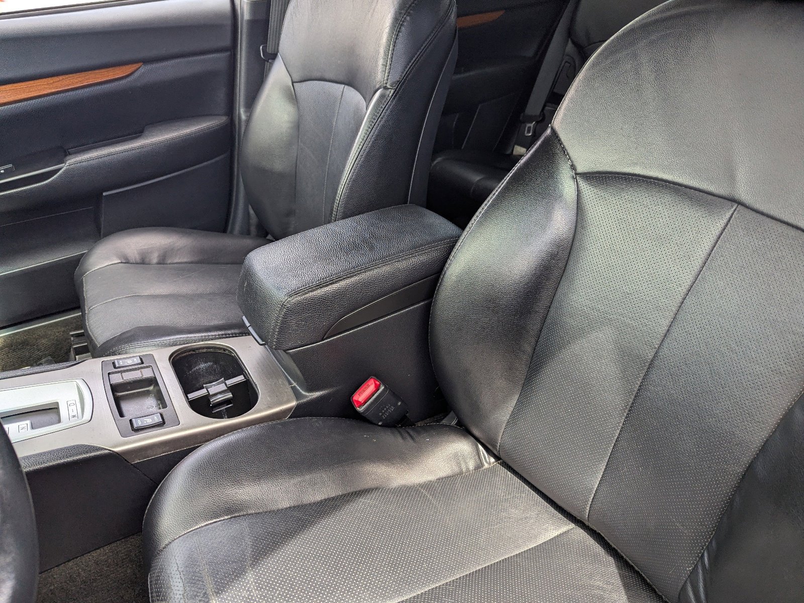 Used 2014 Subaru Outback 2.5i Limited AWD/4WD image 19