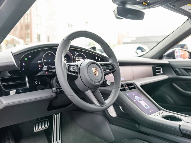 New 2025 Porsche Taycan image 4