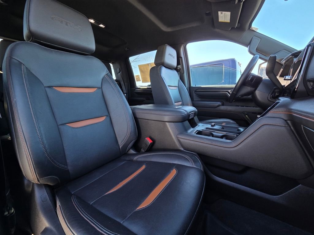 Used 2024 GMC Sierra 2500 AT4 w/ Technology Package AWD/4WD image 29