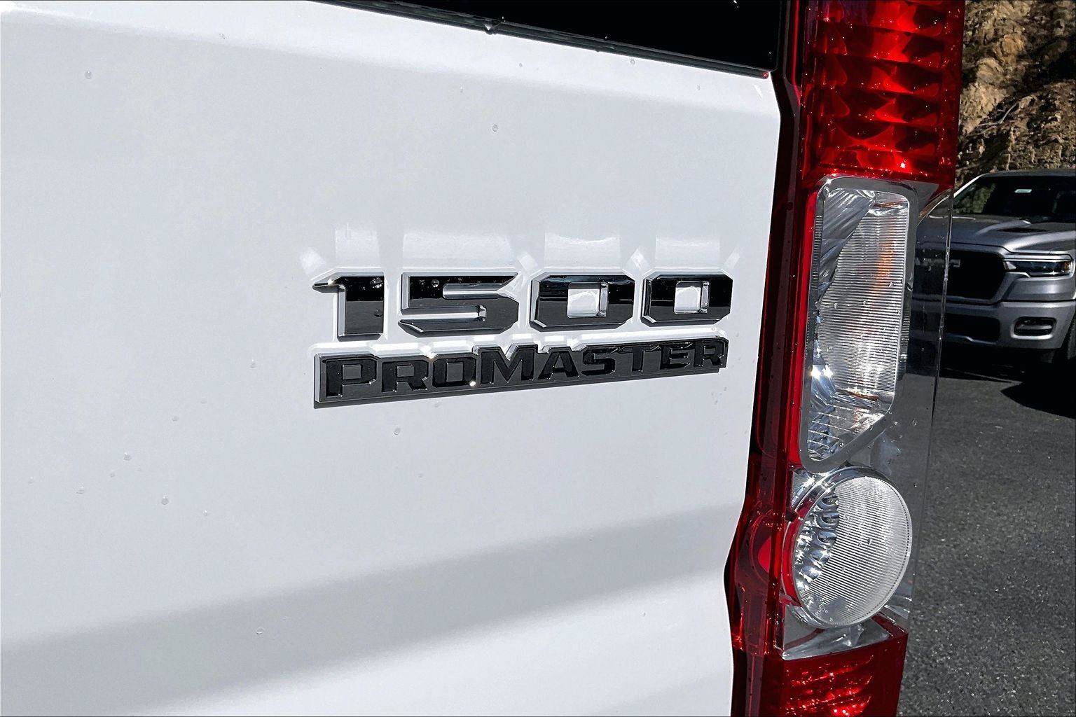 Used 2025 RAM ProMaster 1500 w/ Safety Group FWD image 8