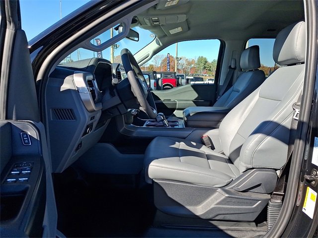 Used 2023 Ford F150 Lightning Pro image 13