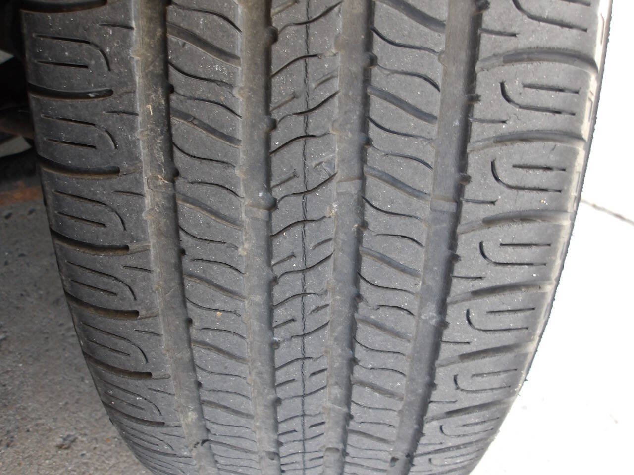 Used 2014 Chevrolet Captiva Sport LS FWD image 24