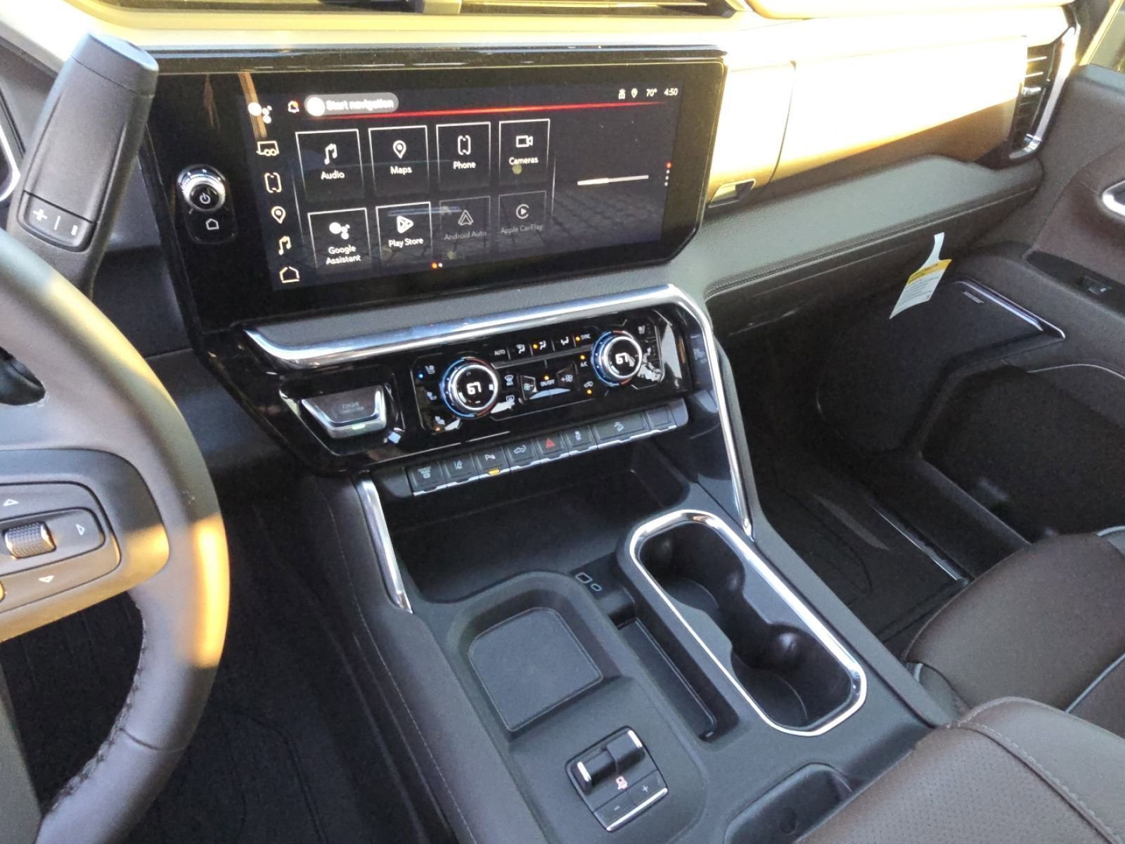 New 2026 GMC Sierra 2500 Denali w/ Denali Reserve Package image 15