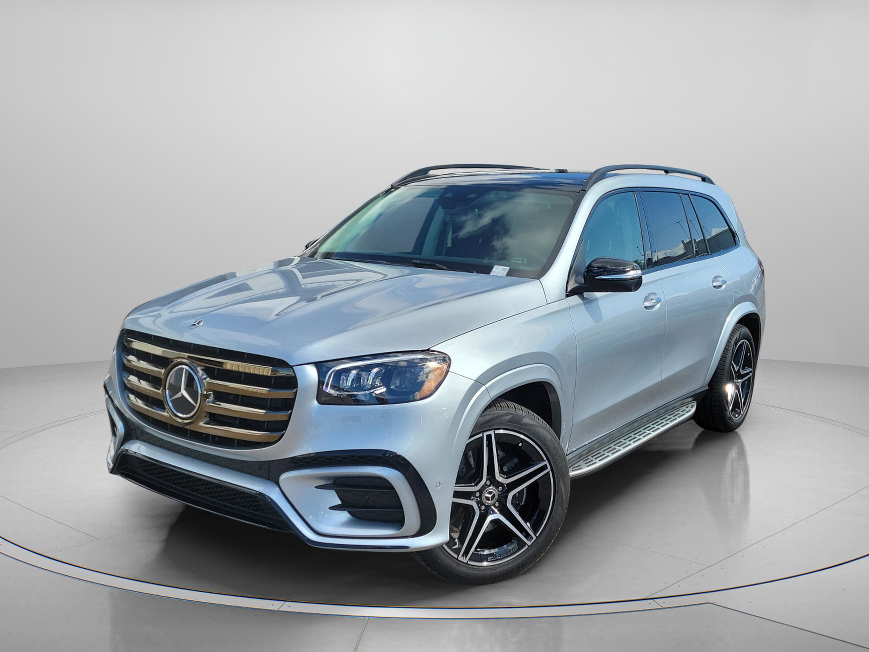 Certified 2026 Mercedes-Benz GLS 450 GLS 450 image 2
