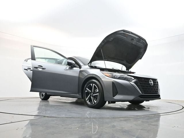 Used 2024 Nissan Sentra SV FWD image 32