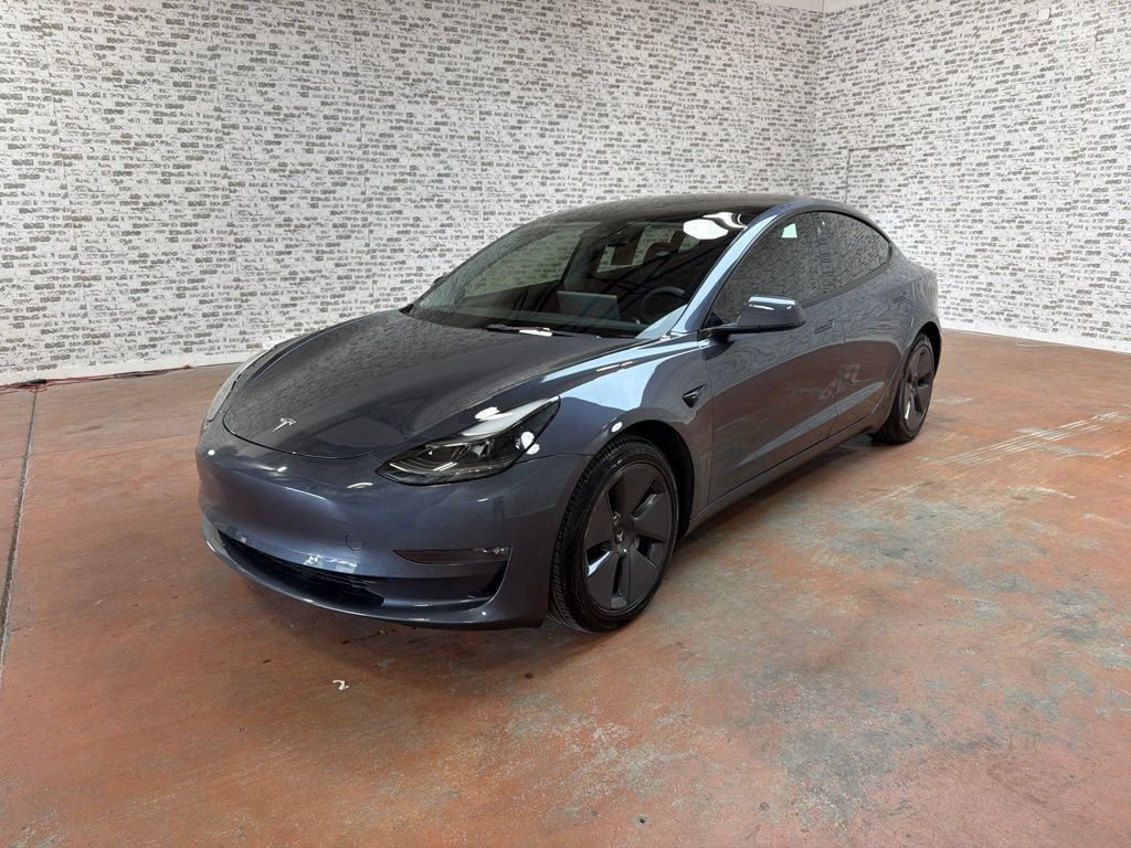 Used 2022 Tesla Model 3 Long Range AWD/4WD image 3