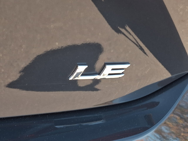Used 2025 Toyota Camry LE FWD image 30