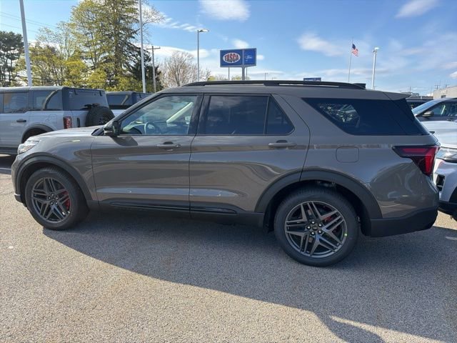 New 2026 Ford Explorer ST AWD/4WD image 8