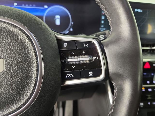 Used 2024 Kia Carnival SX Prestige image 24