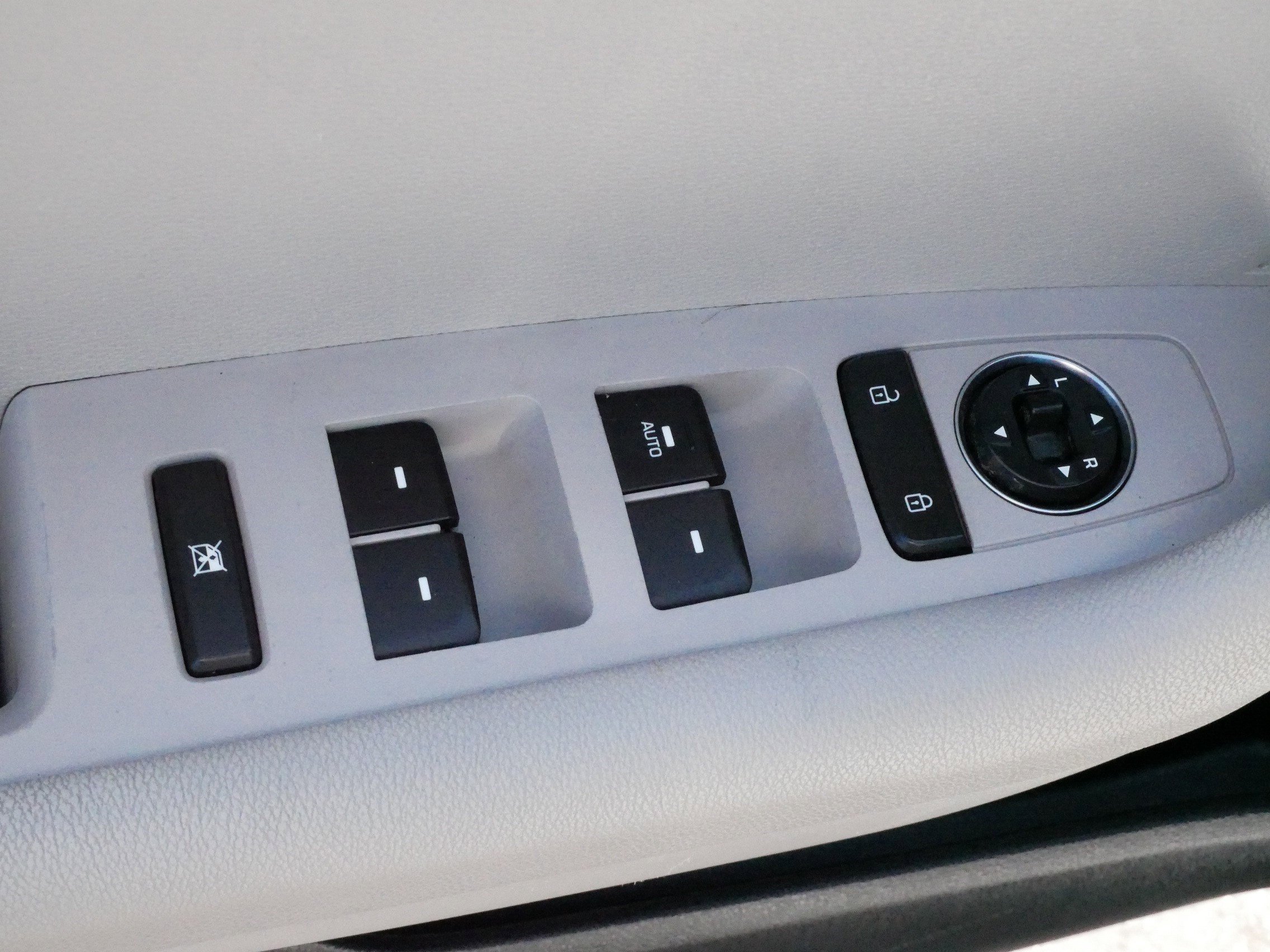 Used 2016 Hyundai Sonata SE FWD image 19