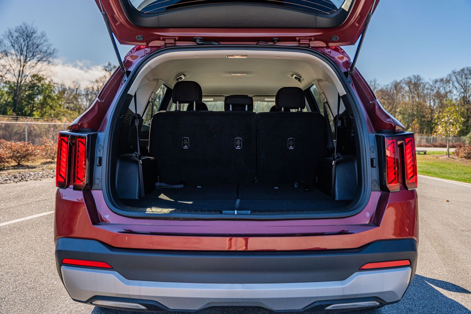 Used 2025 Kia Sorento LX image 16