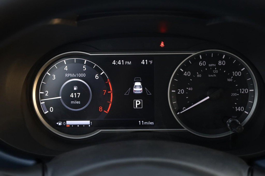 New 2025 Nissan Versa SV w/ Trunk Package image 9