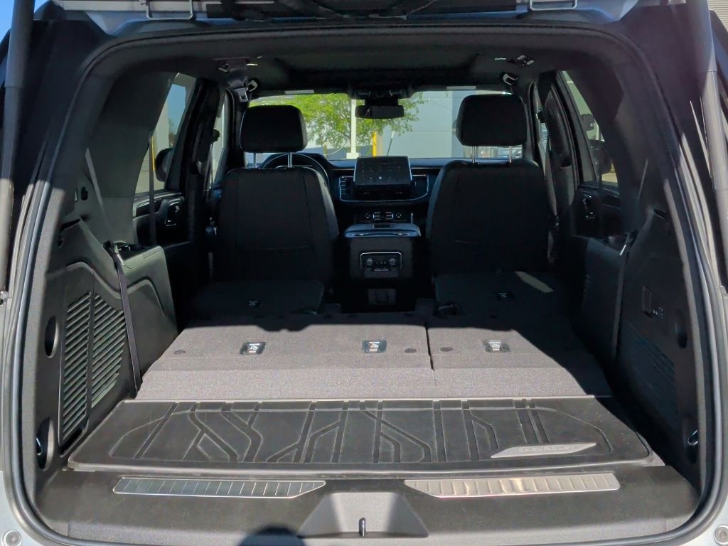 Used 2023 Chevrolet Tahoe RST w/ Luxury Package image 45