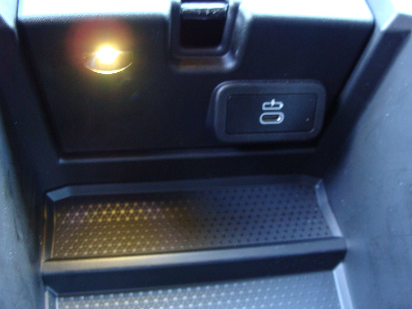 Used 2025 BMW 330i Sedan w/ M Sport Package image 29