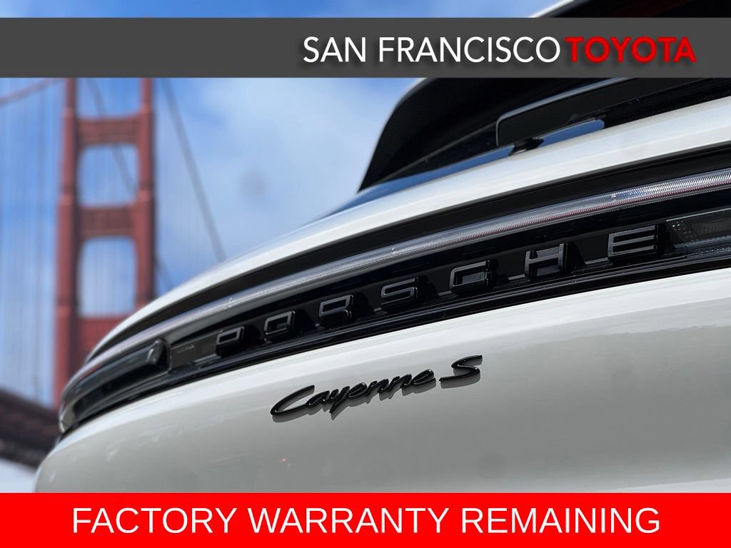 Used 2024 Porsche Cayenne S AWD/4WD image 11