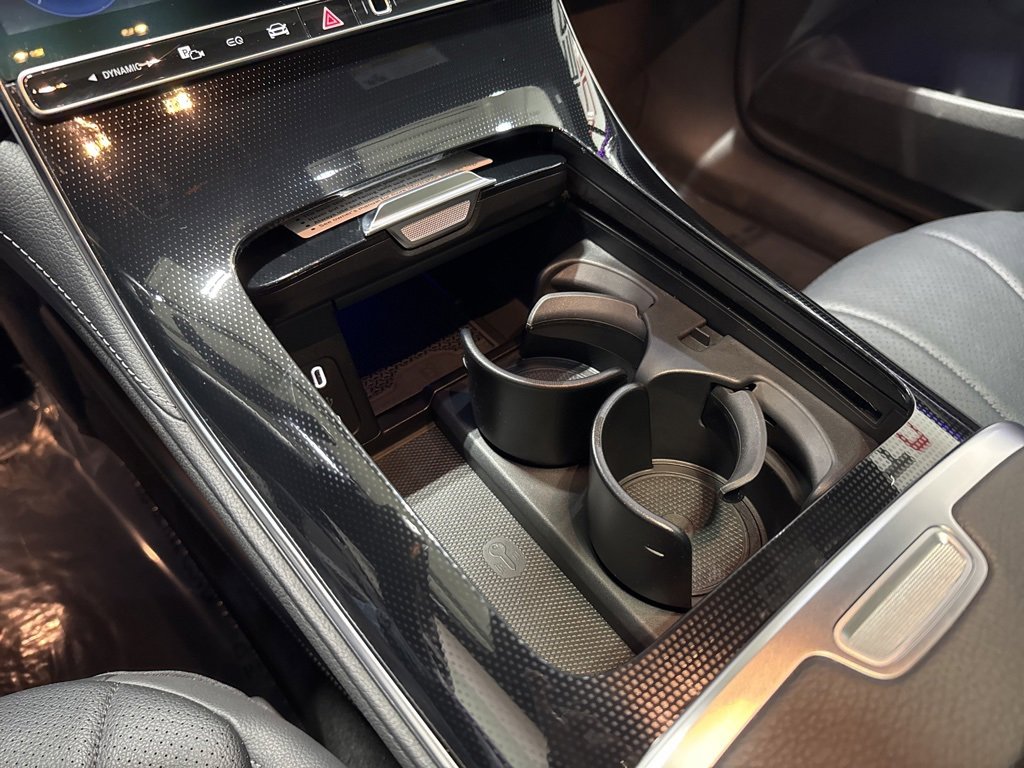 Used 2023 Mercedes-Benz EQE 350+ 4MATIC Sedan w/ Exclusive Trim Package image 18