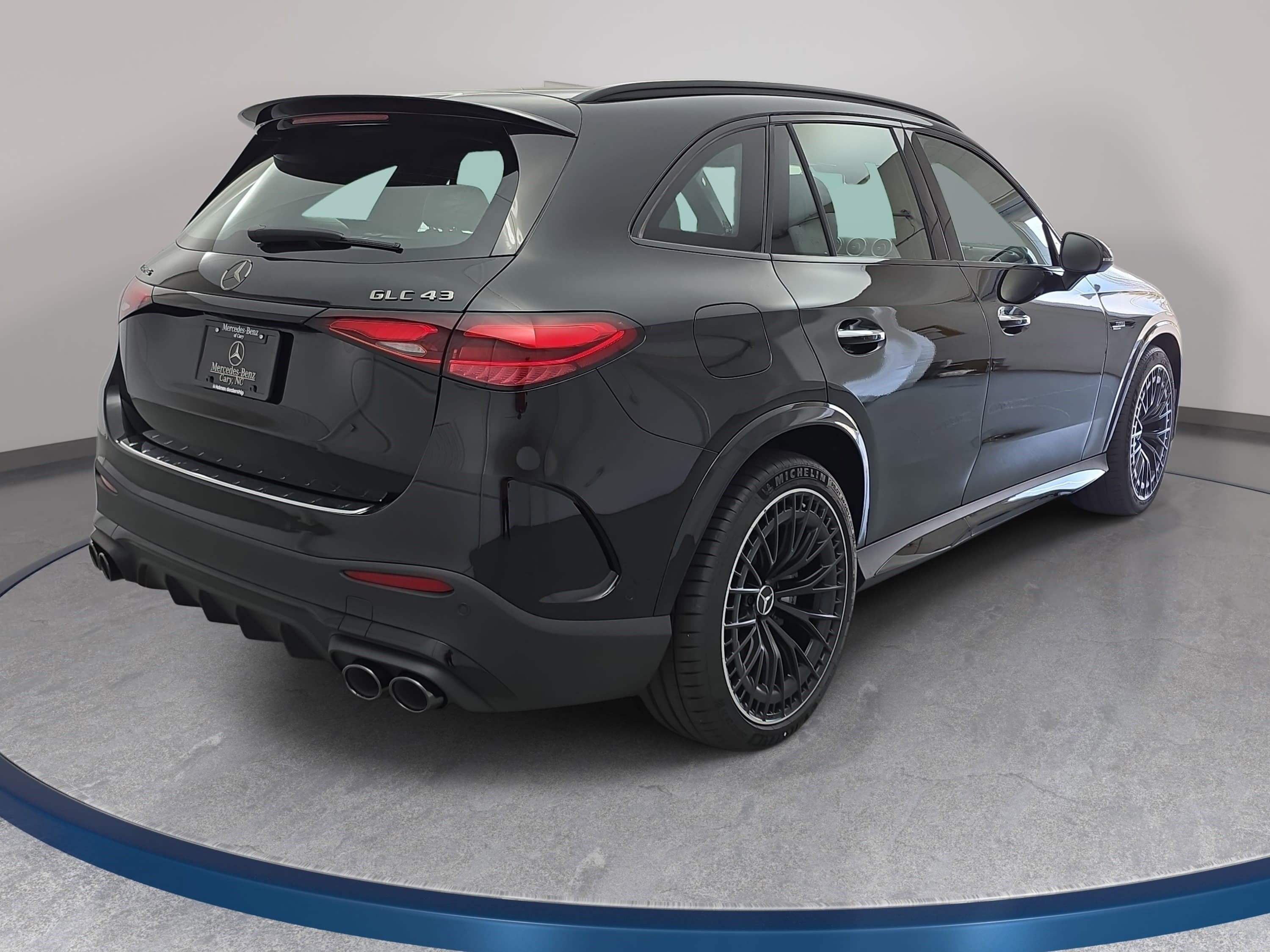 New 2026 Mercedes-Benz GLC 43 AMG 4MATIC image 5