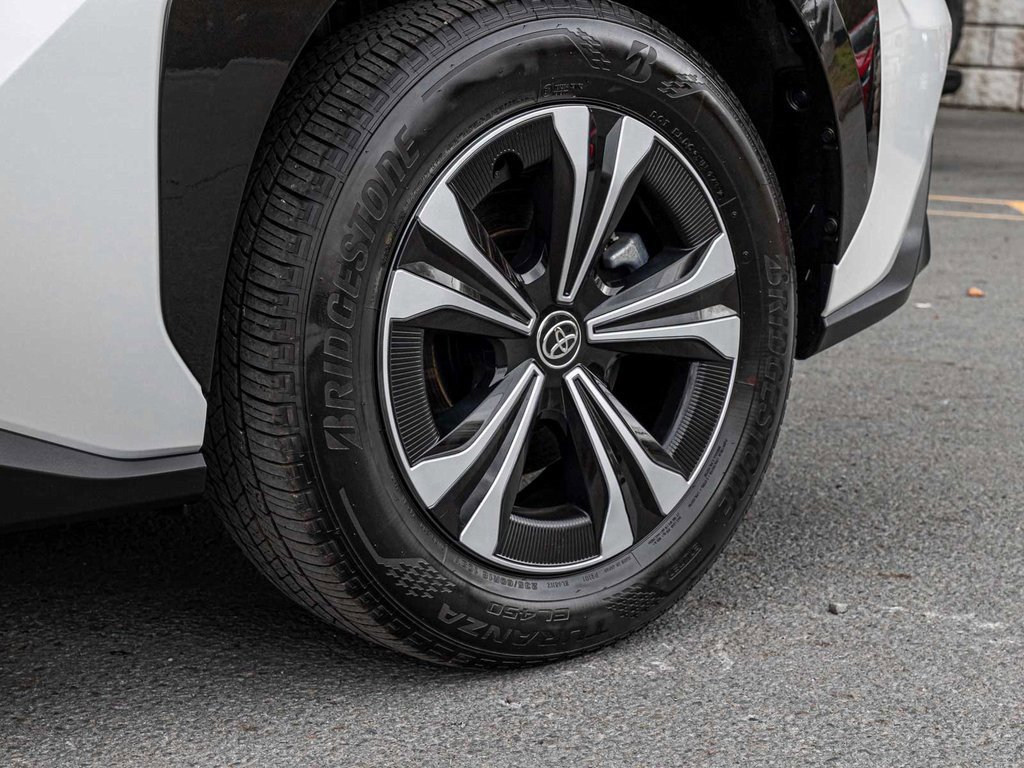 Used 2024 Toyota bZ4X XLE image 8