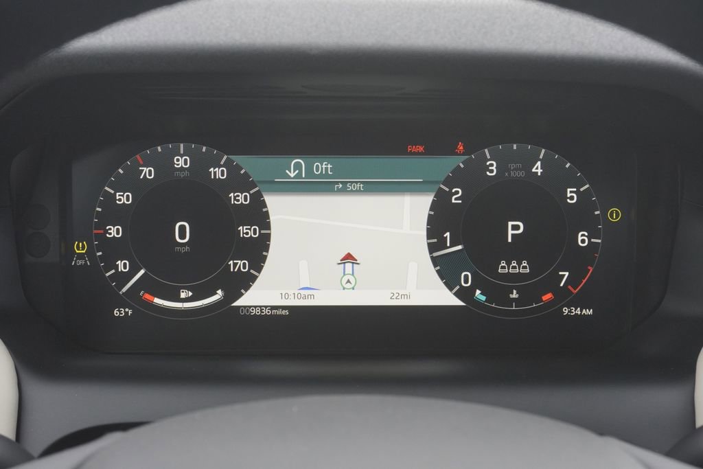 Used 2025 Land Rover Discovery Sport S image 11