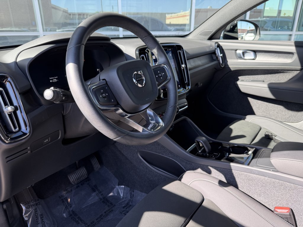 Used 2023 Volvo C40 P8 Recharge Plus AWD/4WD image 33