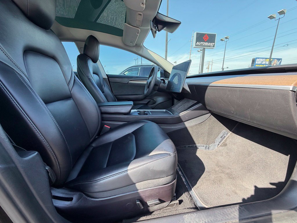 Used 2022 Tesla Model 3 Performance AWD/4WD image 23