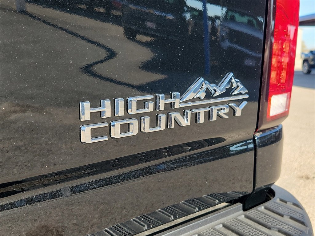 New 2025 Chevrolet Silverado 2500 High Country w/ High Country Premium Package image 11