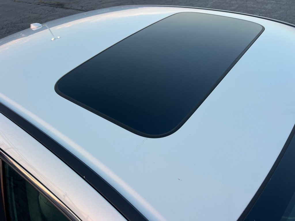Used 2014 Honda Accord EX-L image 9