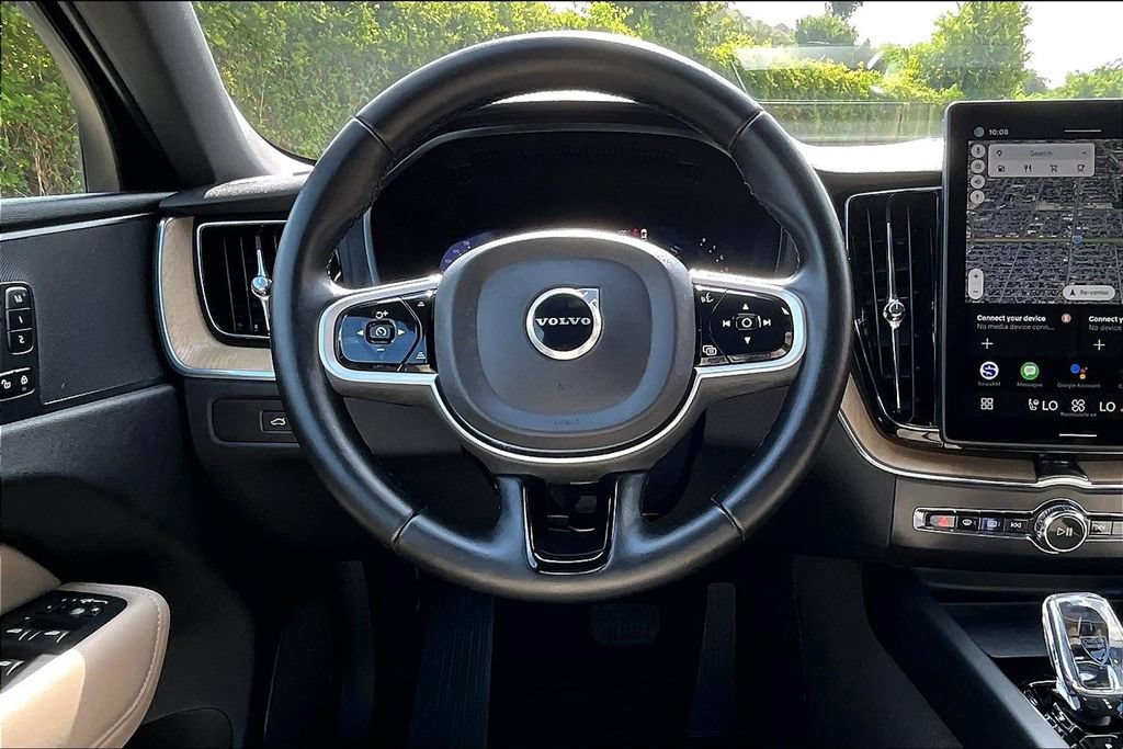 Used 2026 Volvo XC60 B5 Plus AWD/4WD image 7