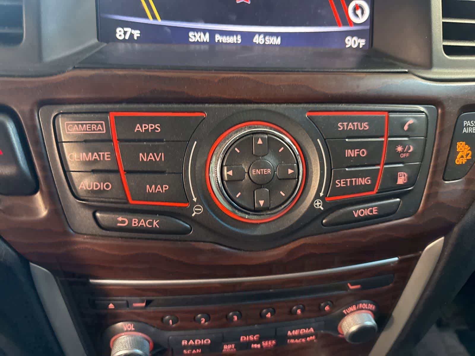 Used 2018 Nissan Pathfinder Platinum FWD image 27