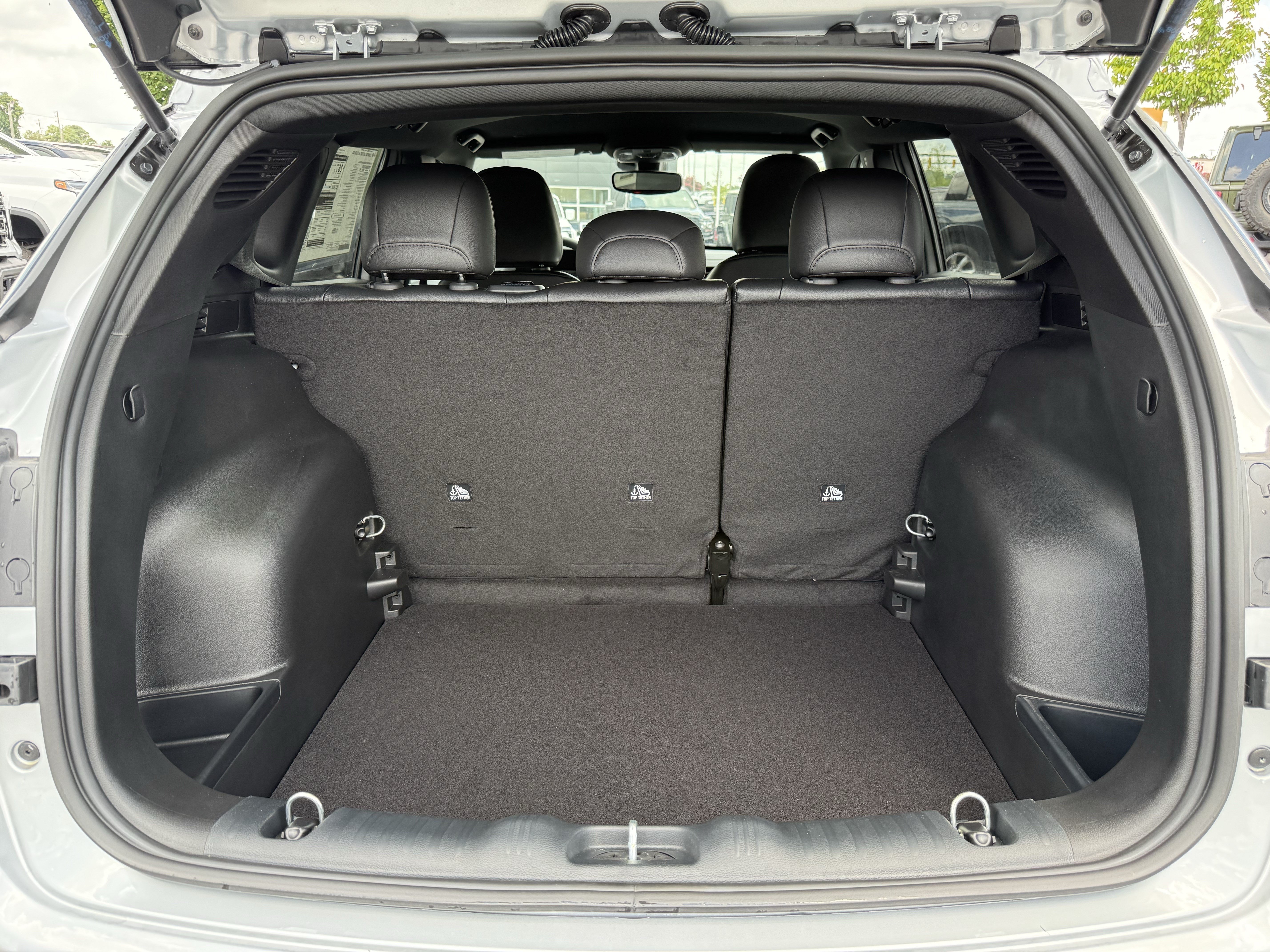 New 2026 Jeep Compass Latitude AWD/4WD image 31