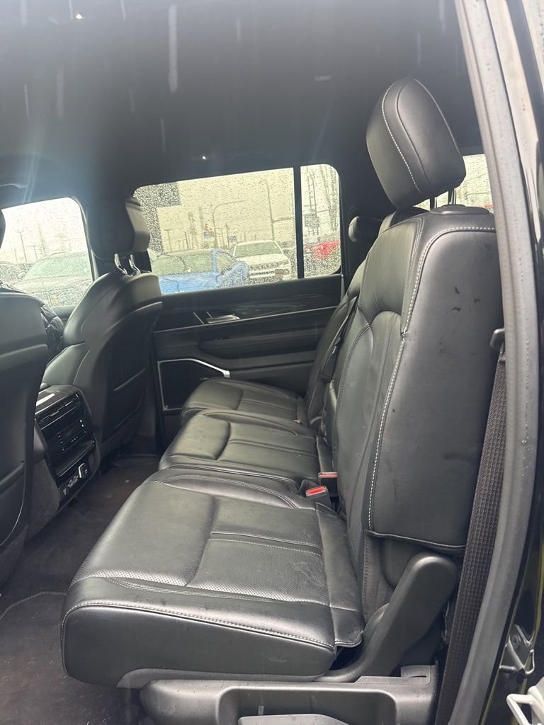 Used 2022 Jeep Wagoneer Series III image 11