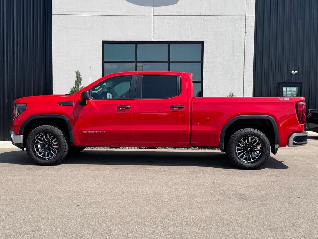 Used 2023 GMC Sierra 1500 Pro w/ Pro Value Package AWD/4WD image 2