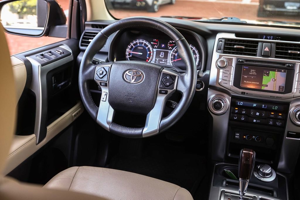 Used 2018 Toyota 4Runner Limited AWD/4WD image 45
