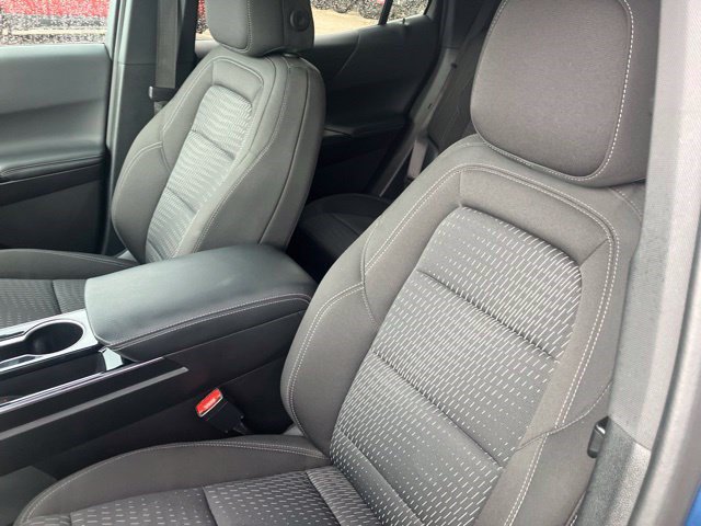 Used 2025 Chevrolet Equinox LT AWD/4WD image 13