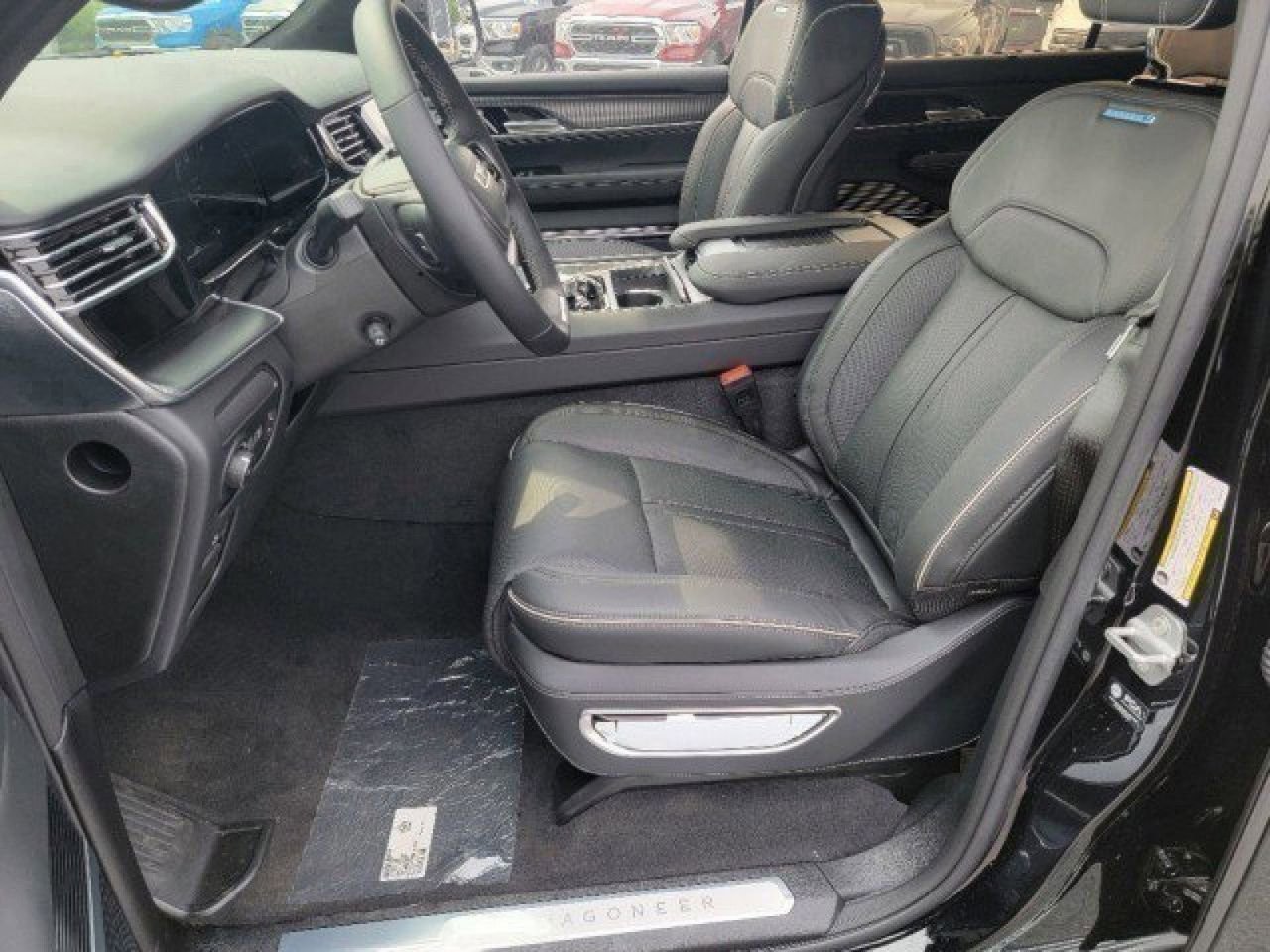 New 2023 Jeep Grand Wagoneer Series II w/ Quick Order Packagew 28T image 30