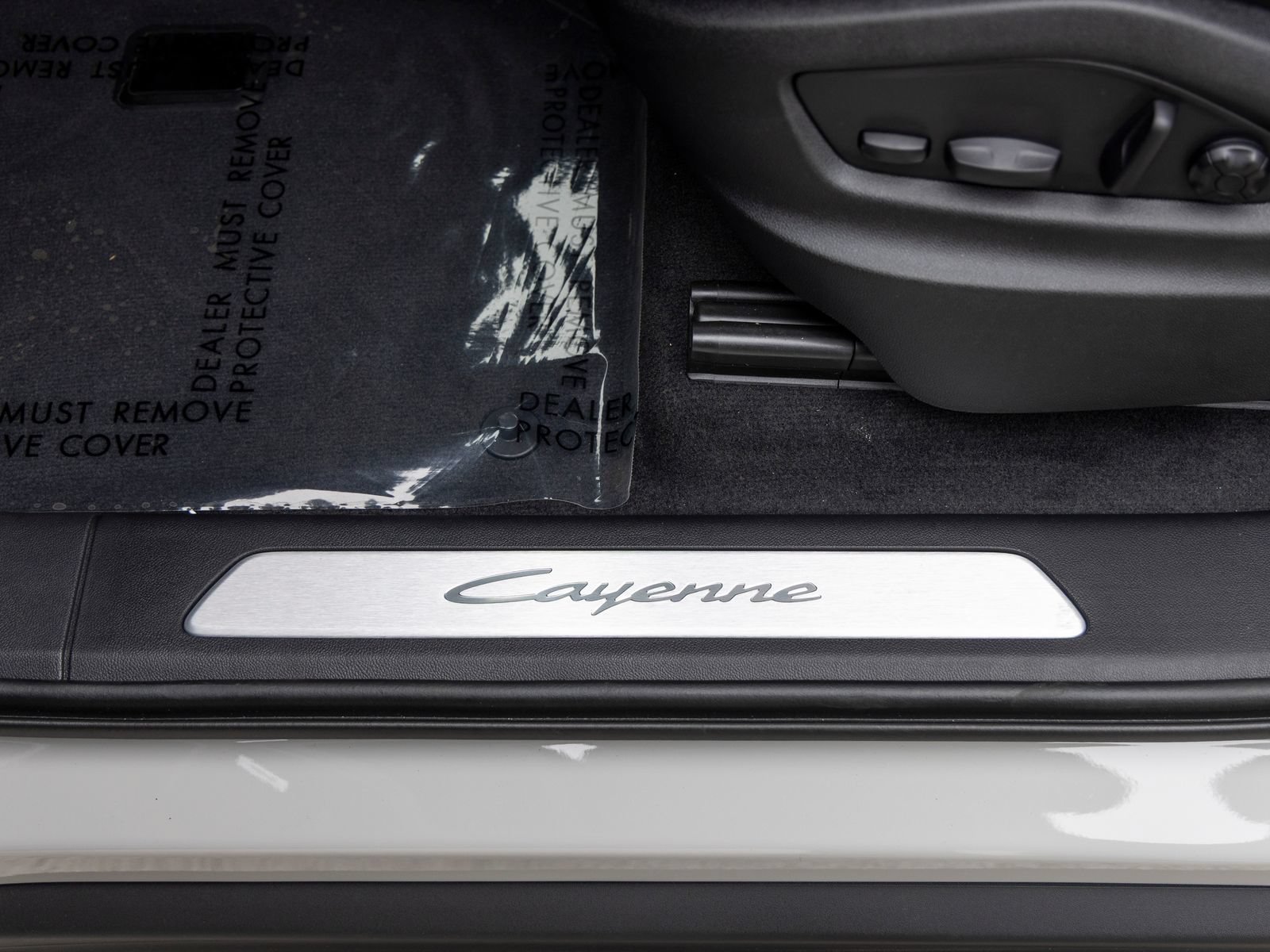 New 2026 Porsche Cayenne AWD/4WD image 29