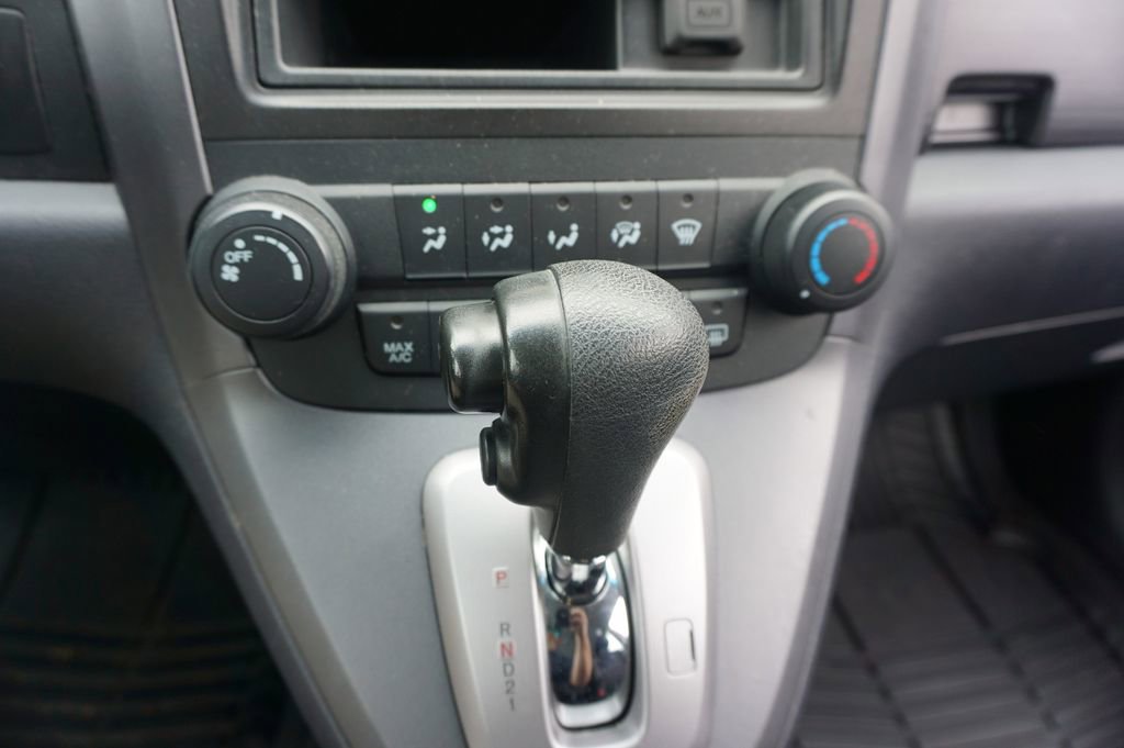 Used 2008 Honda CR-V LX image 9