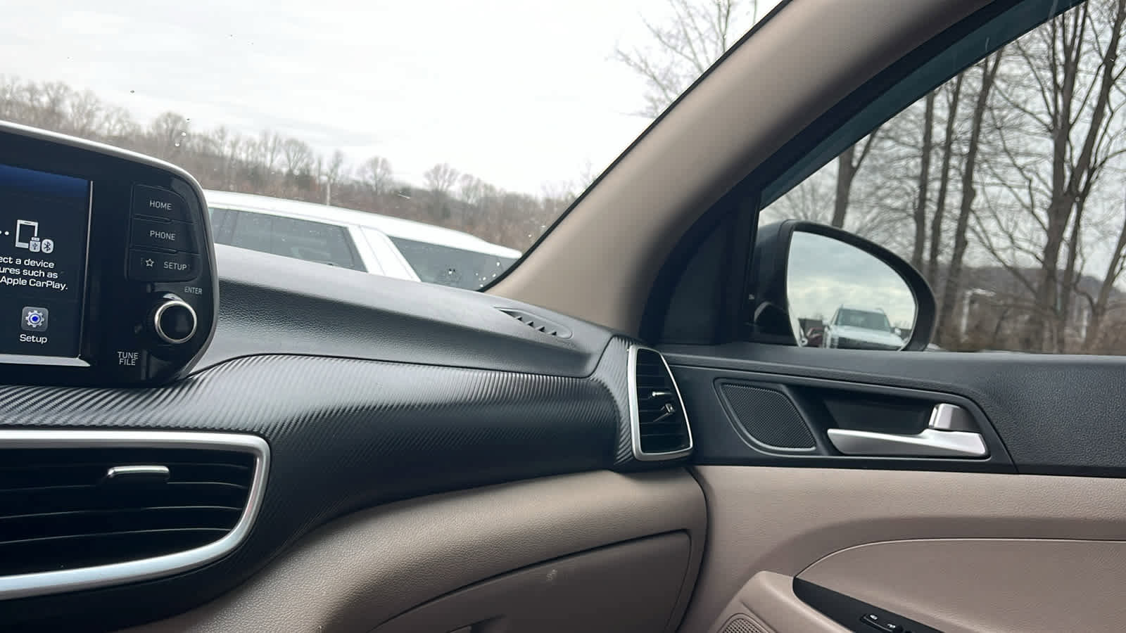 Used 2019 Hyundai Tucson SE image 18