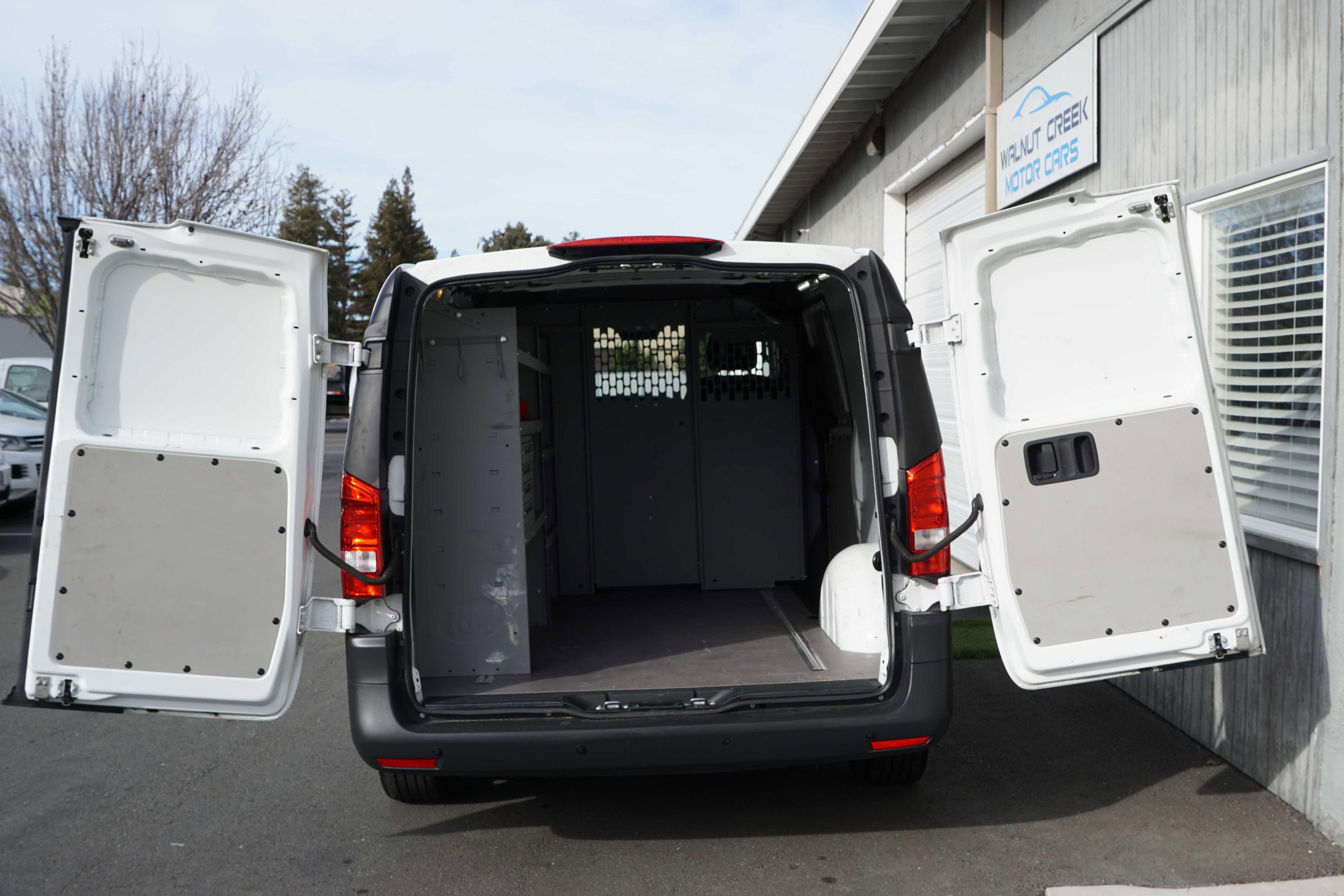 Used 2020 Mercedes-Benz Metris image 13