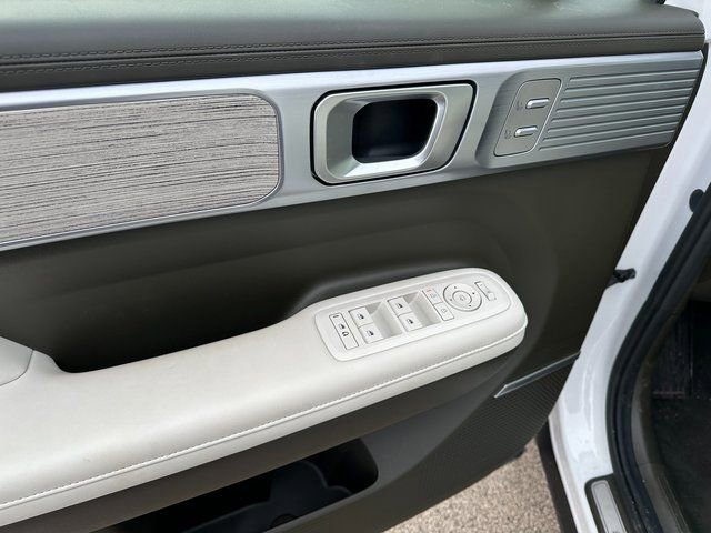 Used 2024 Hyundai Santa Fe Calligraphy image 23